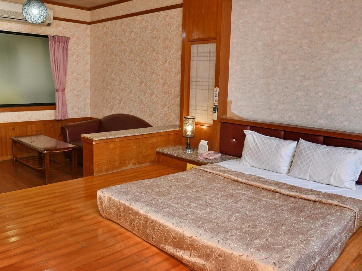 Love Boat Motel Chaozhou Eksteriør billede