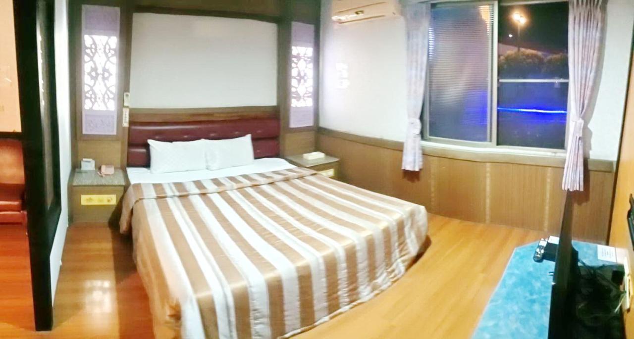 Love Boat Motel Chaozhou Eksteriør billede